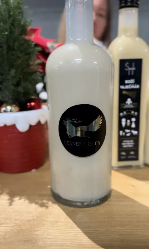 Testování vaječných likérů