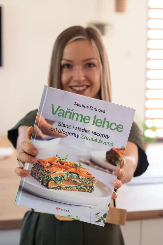 Sama je velkou milovnicí kuchařek