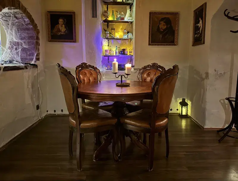 Bar ve stylu Harryho Pottera Magická sova