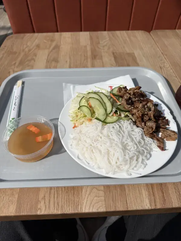 Bun cha z Fuku Food na Smíchově