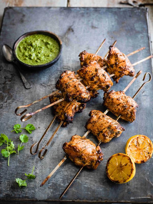 Kuře tandoori s omáčkou z koriandru a oříšků kešú