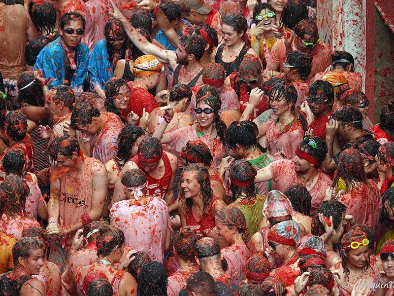 La Tomatina, svátek házení rajčat
