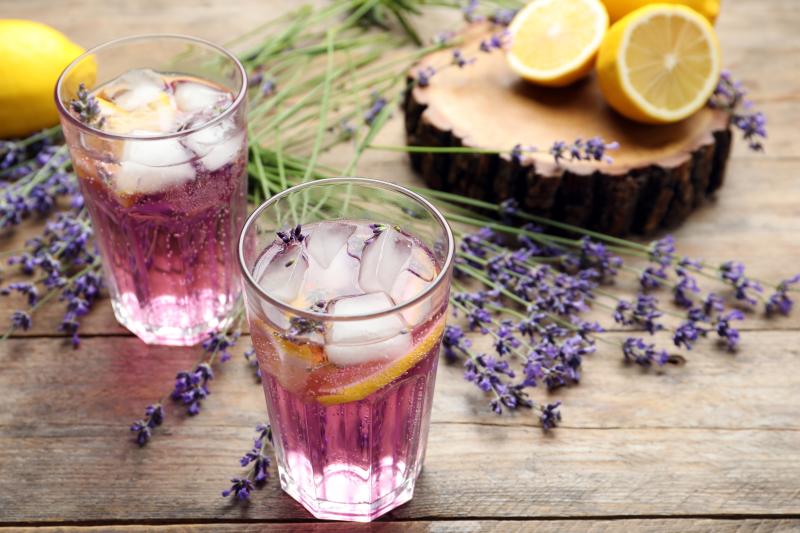 Levandulová limonáda
