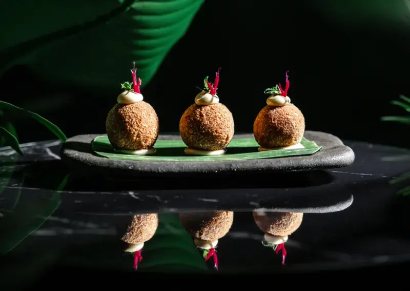 Minicurry plantain croquettes