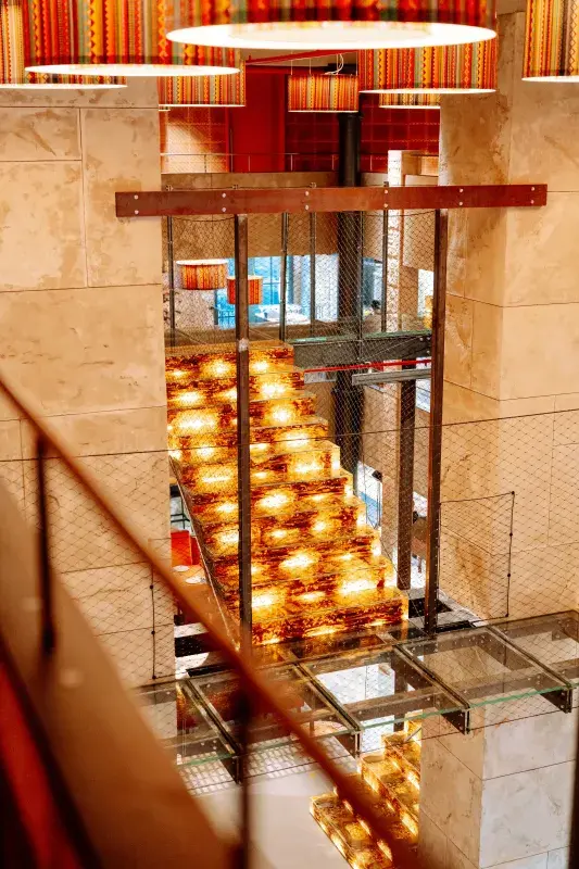 Promyšlený exteriér i interiér Mexické