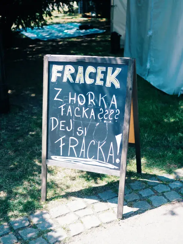 Je to jasné jako facka: příště musíte dorazit!
