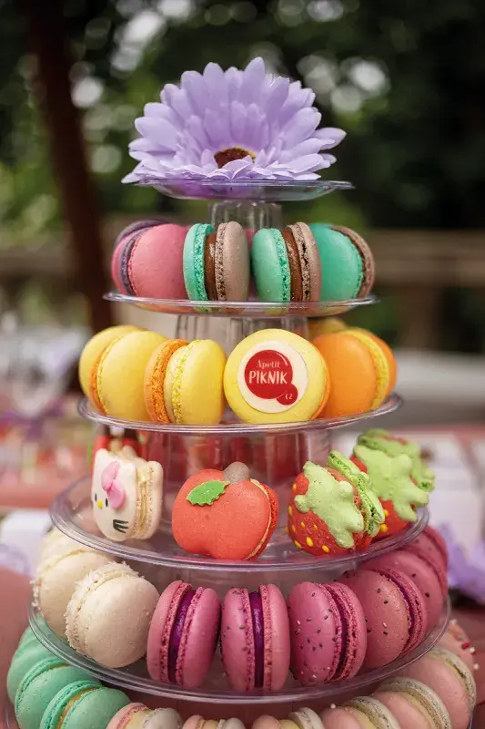 Makronky všech barev a chutí