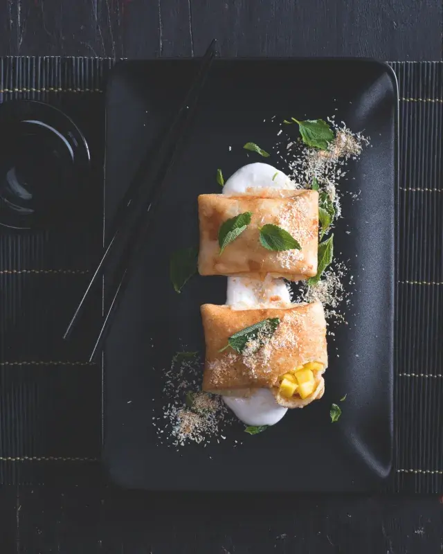 Kokosové palačinky s ananasem