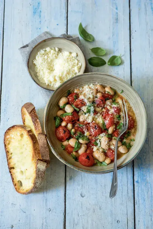 Rajčátka a fazole po italsku