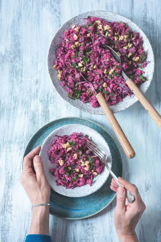 Rýžový salát s pečenou červenou řepou