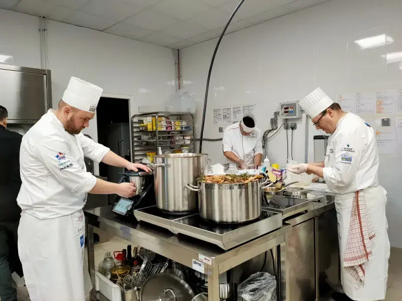 Šéfkuchaři na soutěž trénovali celý rok