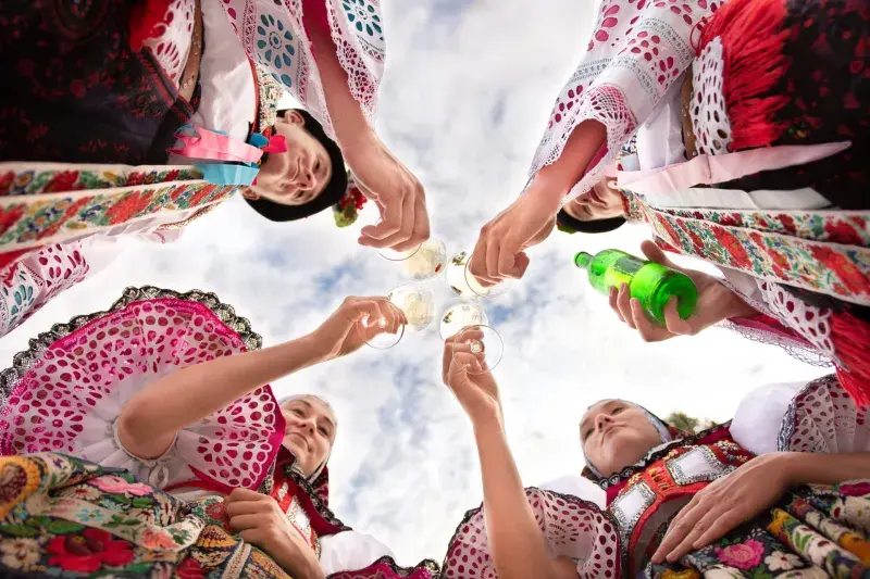 Slovácký soubor Lúčka s Slovácký krúžek Svatobořice-Mistřín