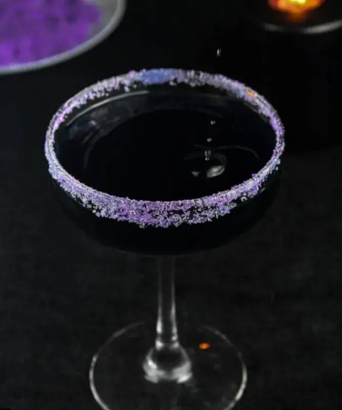 Morticiin fialový koktejl