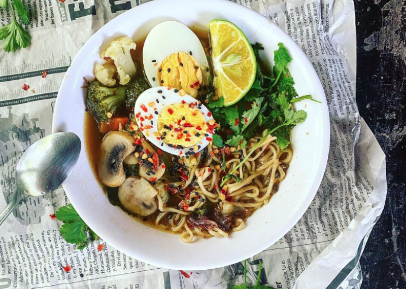 Ramen s vejcem