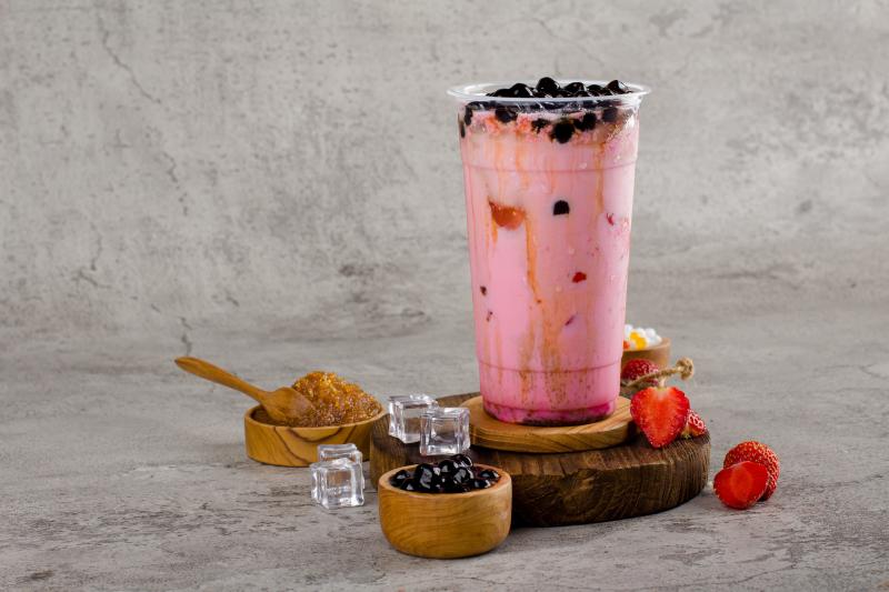 Jahodový bubble tea