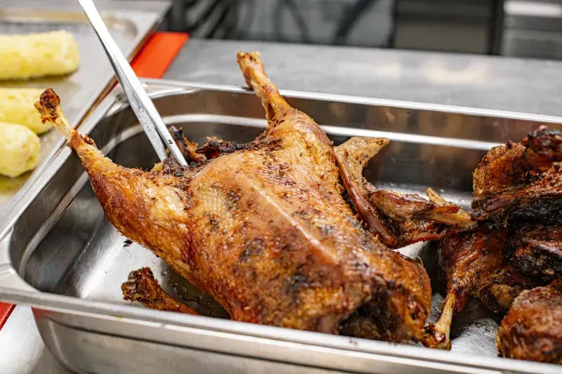 Svatomartinská husa z Lokálu