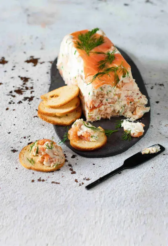 Terina z uzeného a pečeného lososa