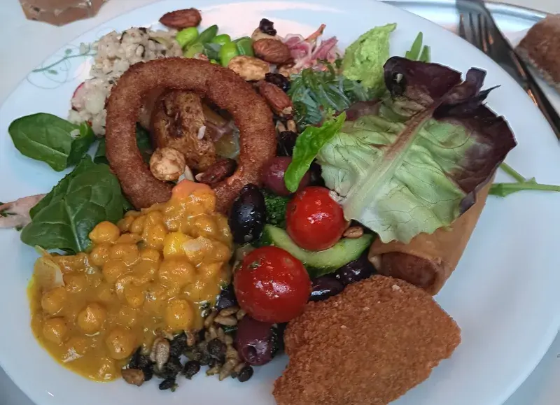 Obědová nabídka Tibits v Bernu