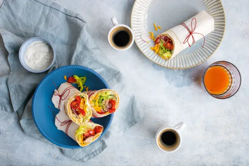 Tortilla s míchanými vejci a zeleninou