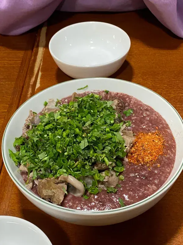 Vietnamská rýžová polévka cháo