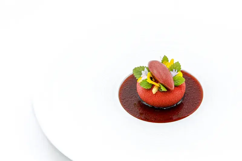 Párovat lze menu s vínem i čaji