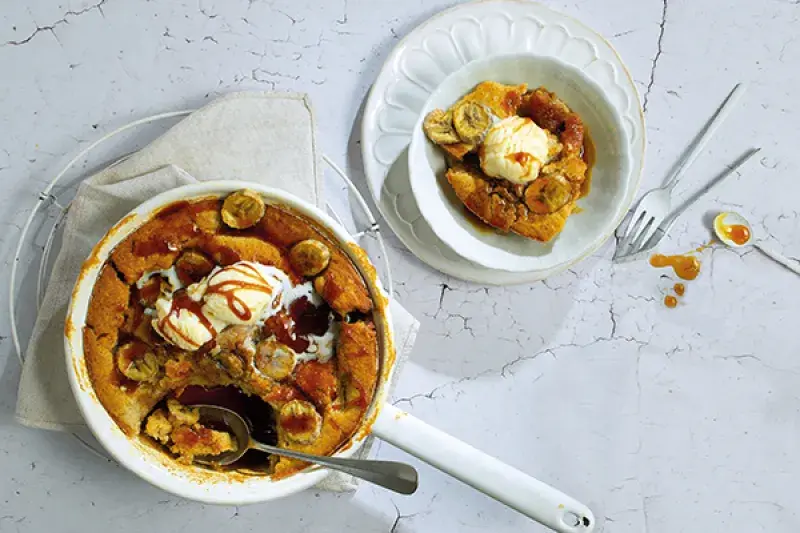 Banánová buchta s karamelem