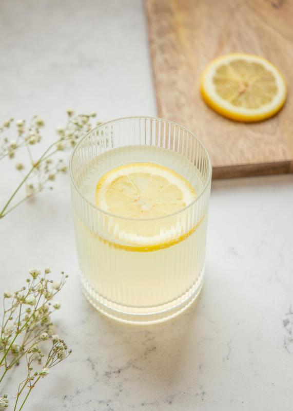 bezova_limonada_pexels-gstudio-11070660.jpg