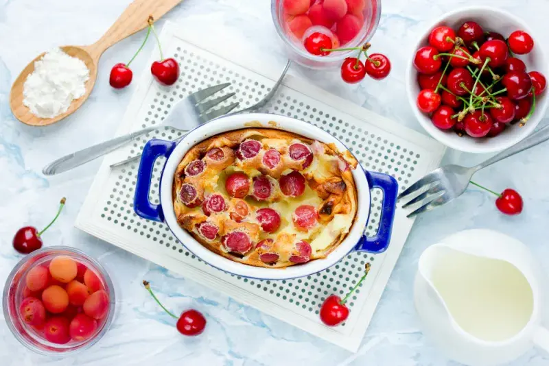Třešňový clafoutis