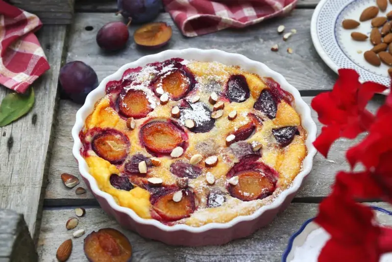 Švestkový clafoutis