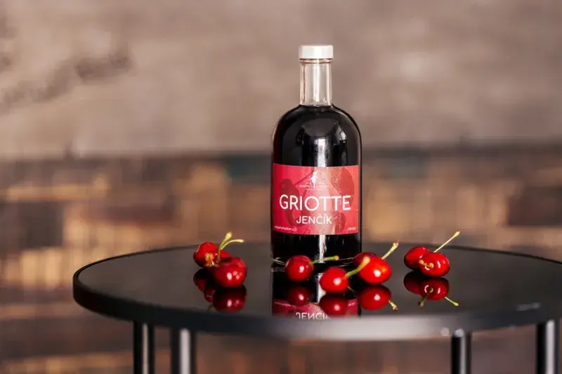 Likérka Jenčík a dcery