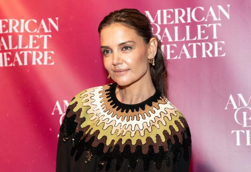 Katie Holmes v roce 2024