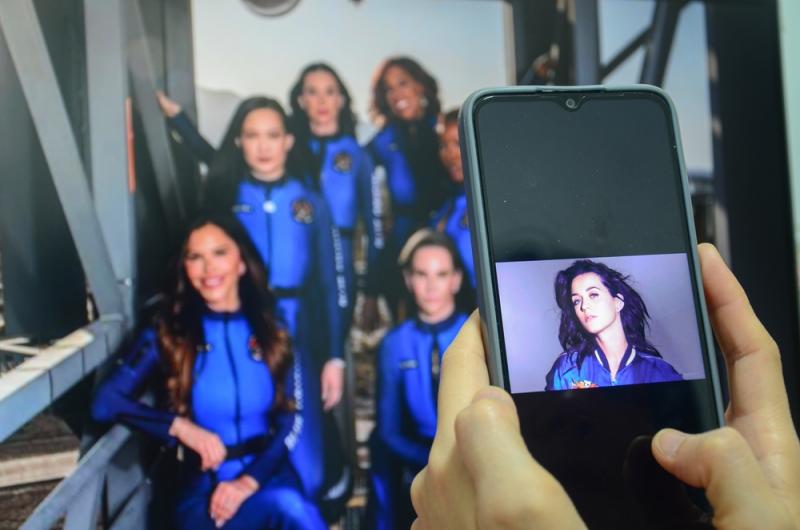 Katy Perry cestovala do kosmu