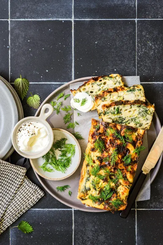 Zapečené těstoviny s kopřivami