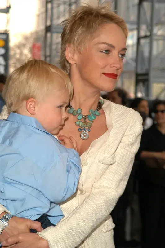 Sharon Stone v roce 2004