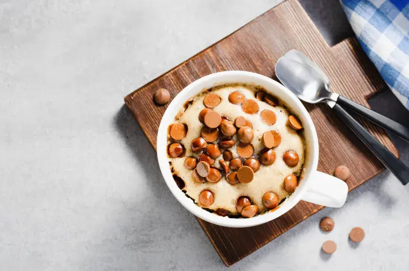 Mug cake s arašídovým máslem