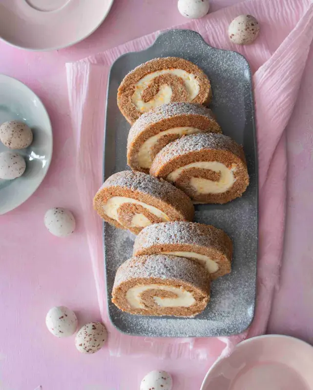 Roláda à la mrkvový dort