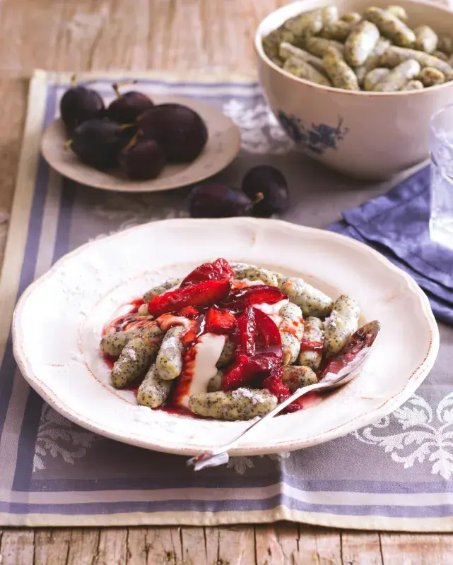 Šišky s mákem a povidly