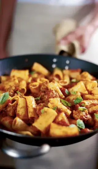 Těstoviny s klobáskami