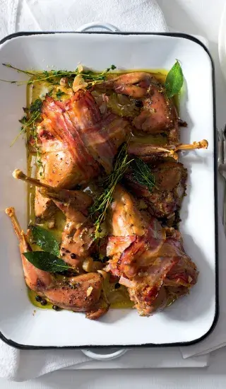 Konfitovaný bažant se slaninou