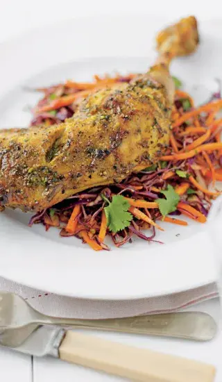 Snadné indické kuře se zelným salátem