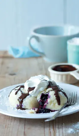 Kynuté knedlíky s borůvkami