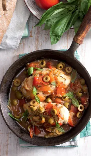 Kuřecí prsa s rajčatovo-olivovou omáčkou 