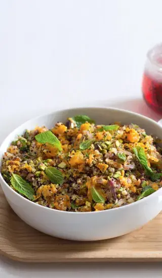 Pilaf s meruňkami, pistáciemi a goudou