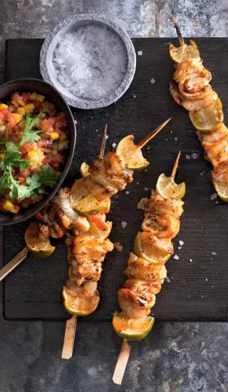 Brazilský rybí špíz s melounovou salsou