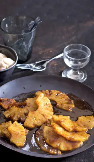 Karamelizovaný ananas s tequilou