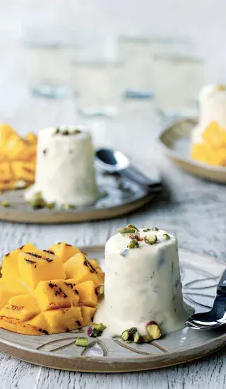 Pistáciové kulfí s mangem