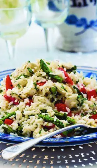 Osvěžující letní rýžový salát