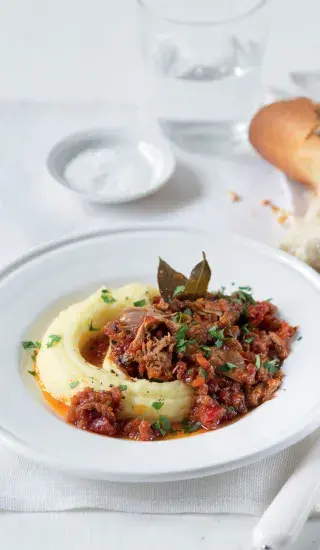 Kachní ragú s bramborovou kaší