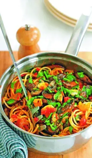 Pikantní špagety s houbami