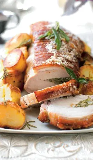 Vepřová pečeně se šalvějovo-fenyklovým máslem